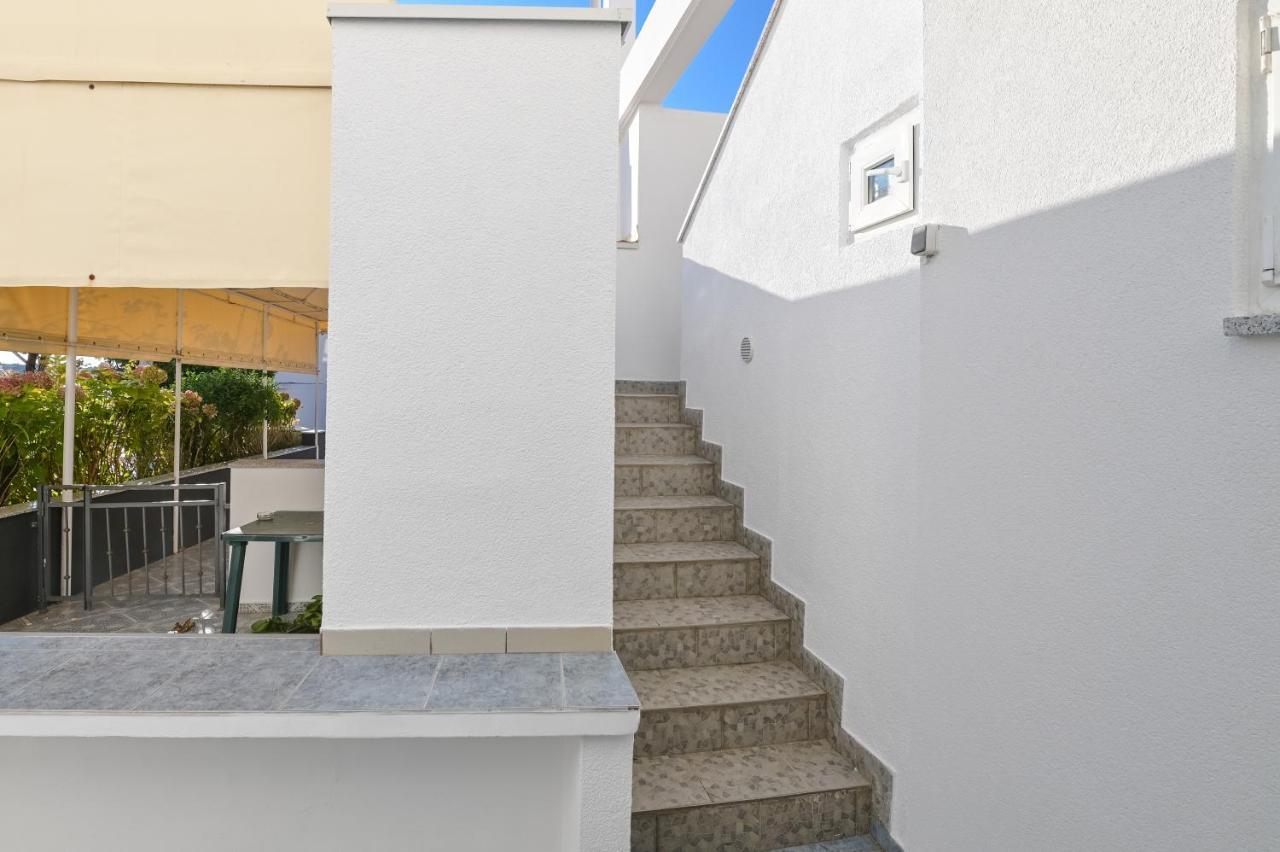 Apartment Center Ana Novalja Bagian luar foto