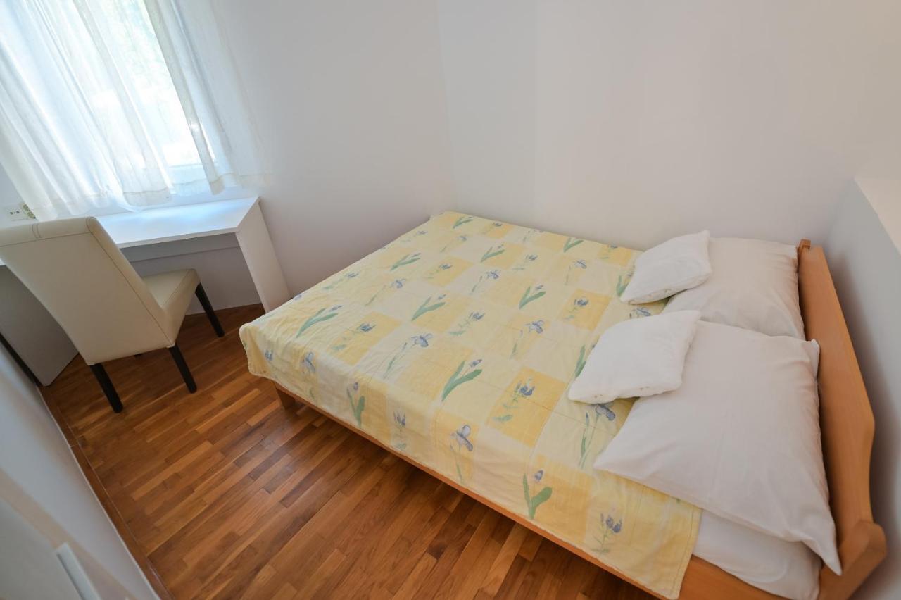 Apartment Center Ana Novalja Bagian luar foto